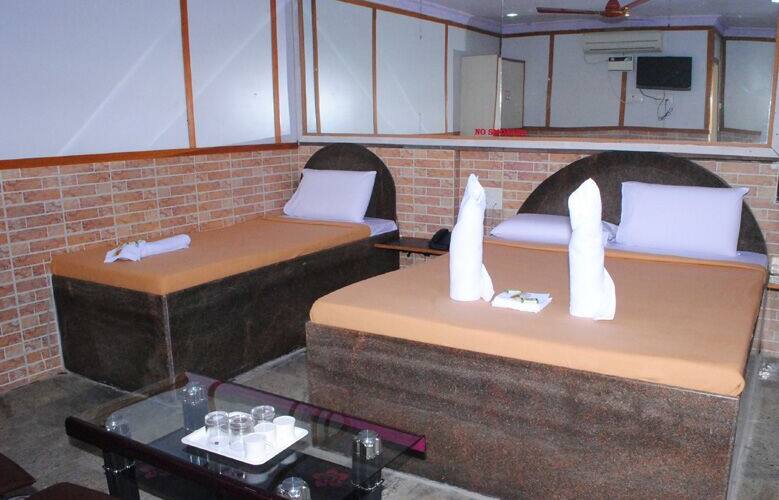 Hotel London, Port Blair 2